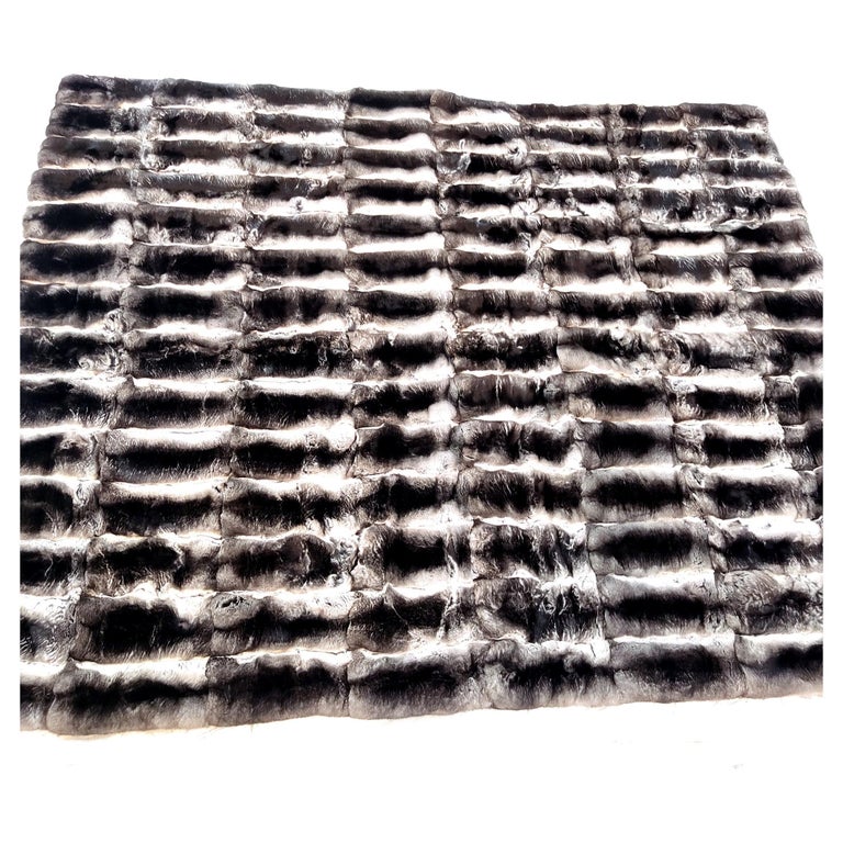Chinchilla Fur Blanket (Queen Size 75X60") 165, 000$ tags Loro Piana ~no duties
