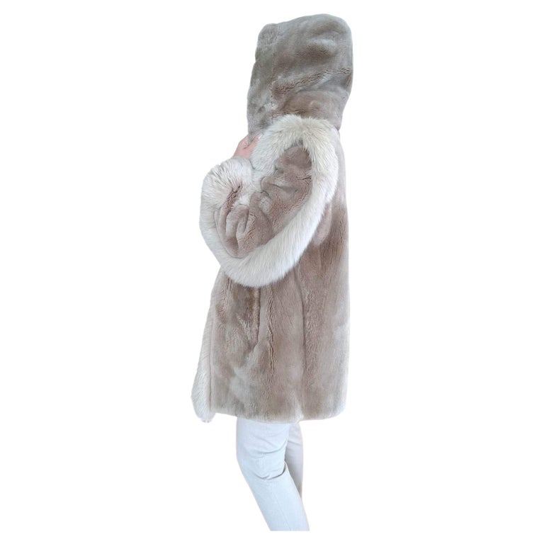 Sheared Beaver Fur Coat with Fur Trim (Size 8-M) ~no duties