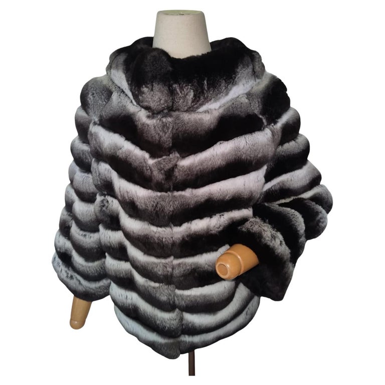Brand new rare black velvet chinchilla fur size 10/M tag 13000$ ~no duties