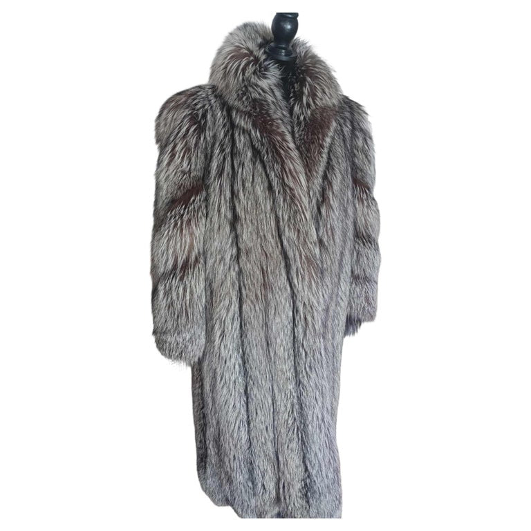 Brand new lightweight saga silver fox fur coat size 8/S tags 4999$ ~no duties